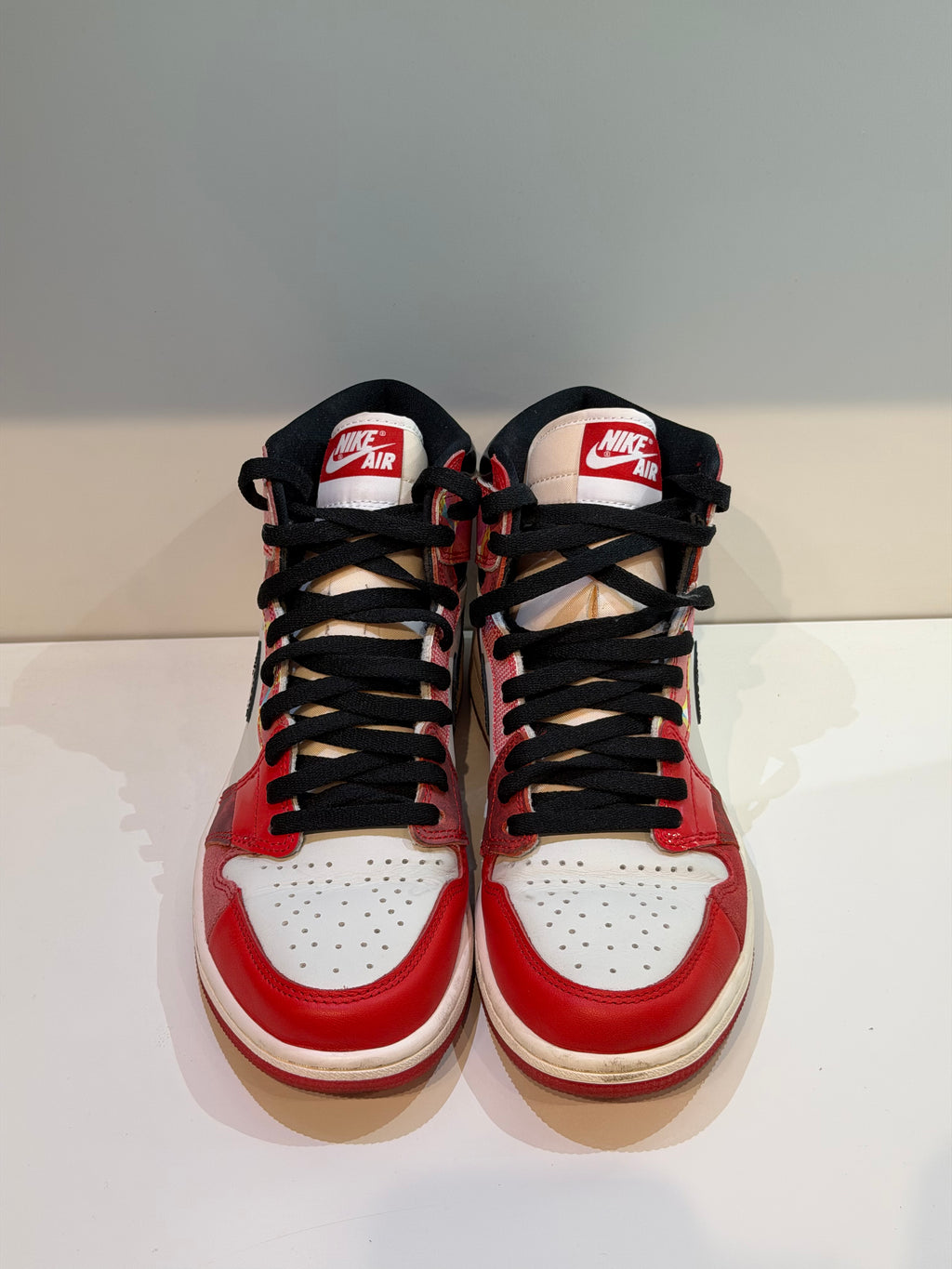 Jordan 1 Retro High OG Spider-Man Across the Spider-Verse (Seconde main) — photo 3