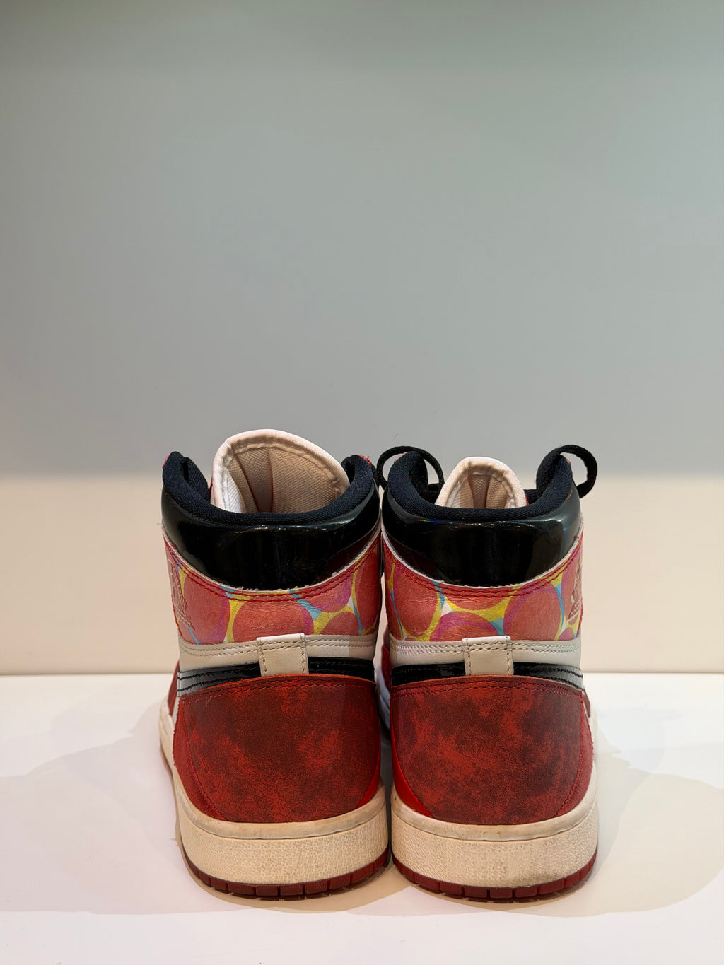 Jordan 1 Retro High OG Spider-Man Across the Spider-Verse (Seconde main) — photo 4
