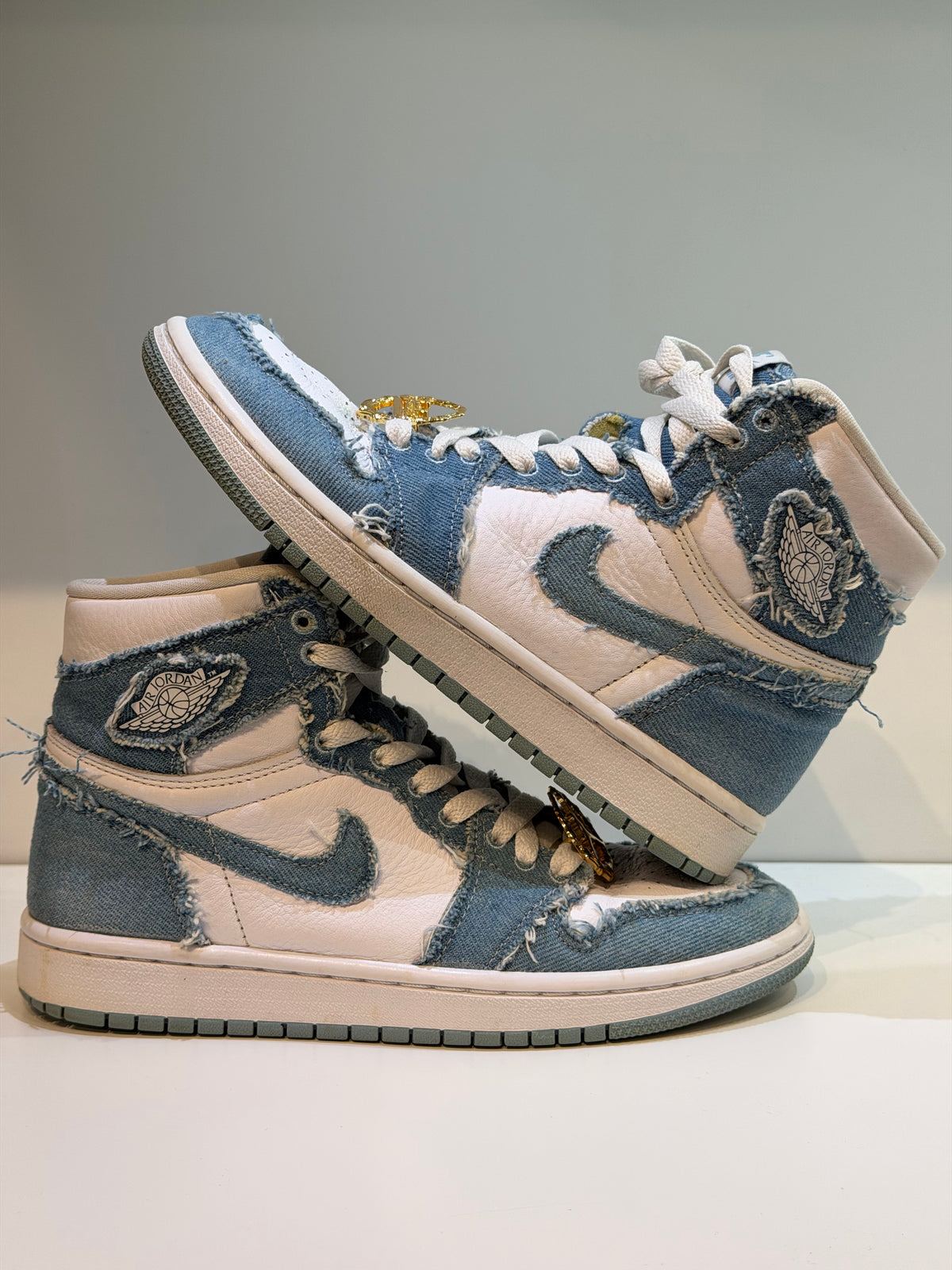 Jordan 1 Retro High OG Denim (Femme · Seconde main) — photo 1