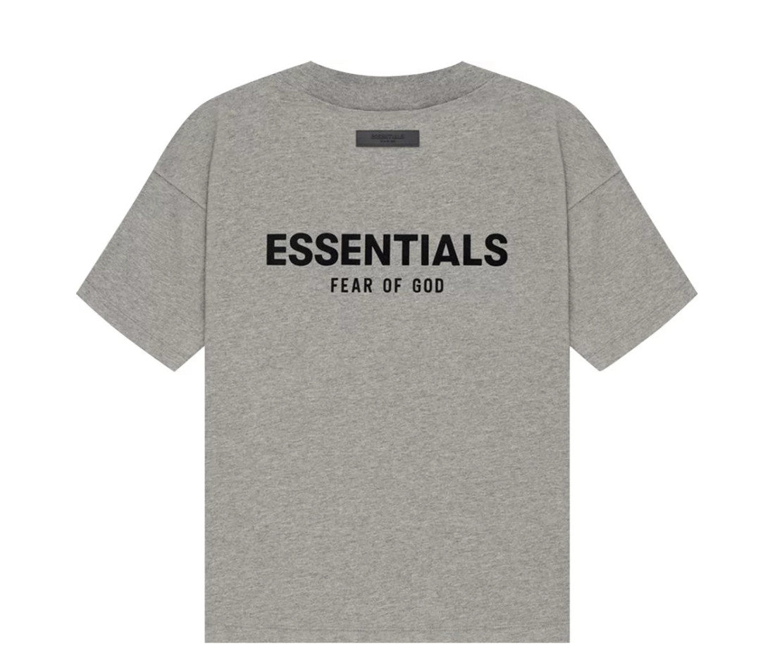Fear of God Essentials Tee Dark Oatmeal — vue de dos
