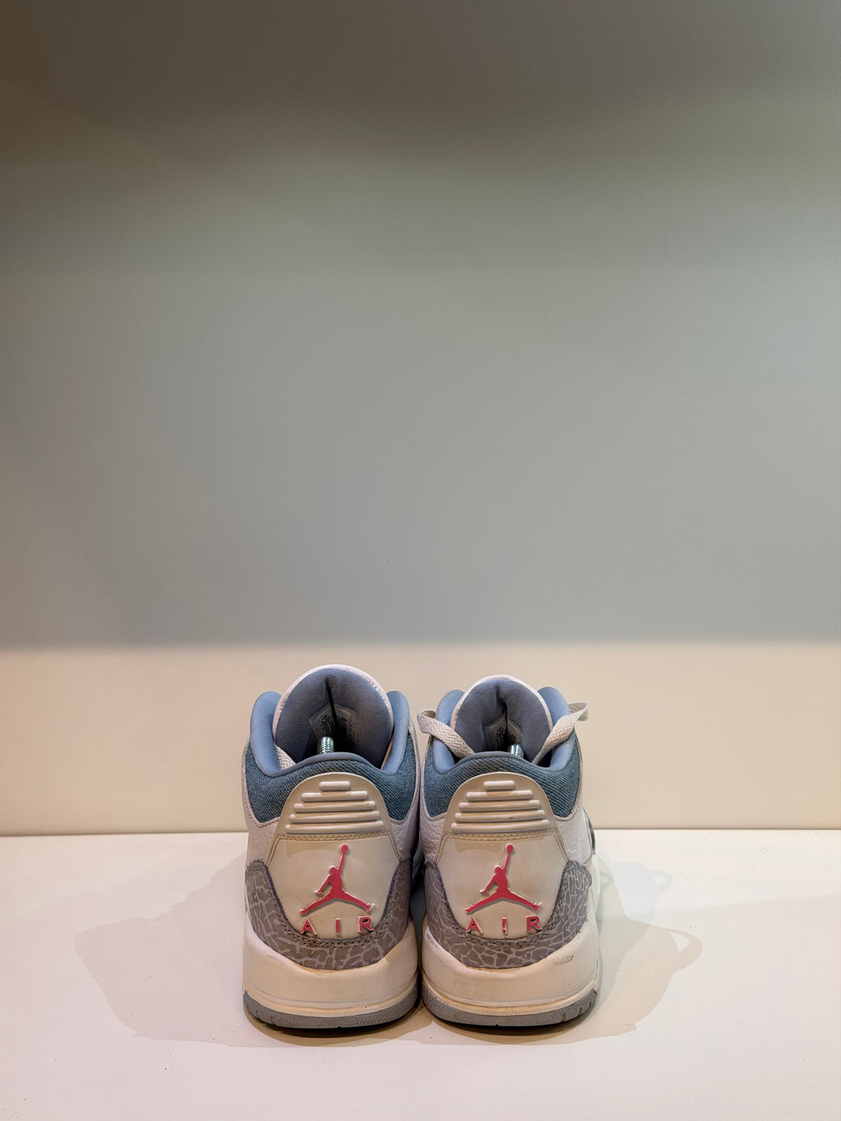 Jordan 3 Retro White Cobalt Bliss (Enfant) — T. 38 (Seconde main) — photo 4