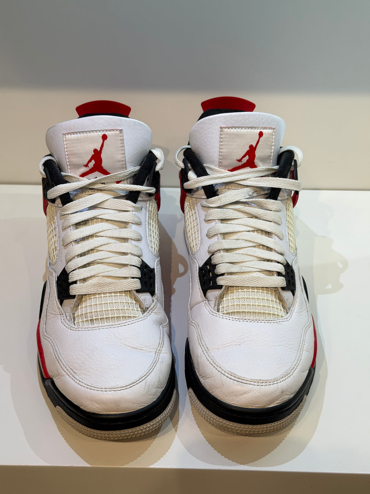 Jordan 4 Retro Red Cement — T. 43 (Seconde main) — photo 3