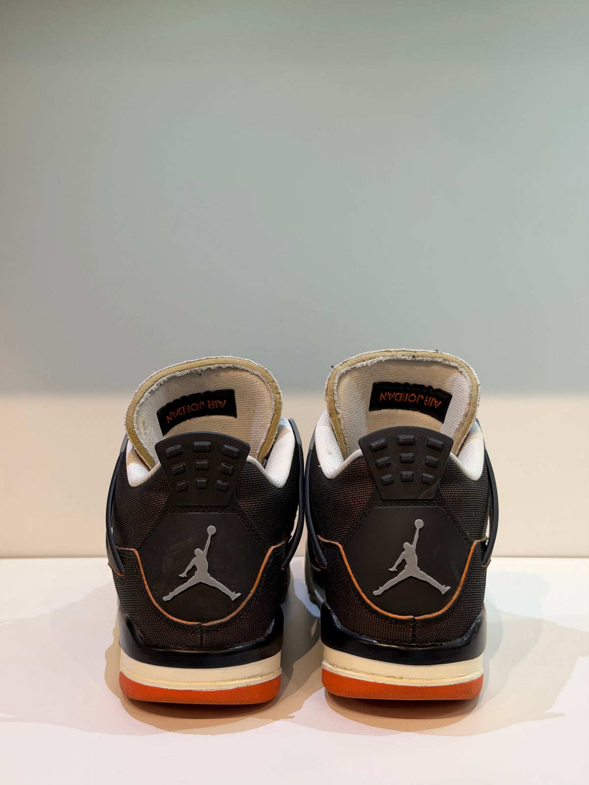 Jordan 4 Retro Starfish (Femme · Seconde main) — photo 4