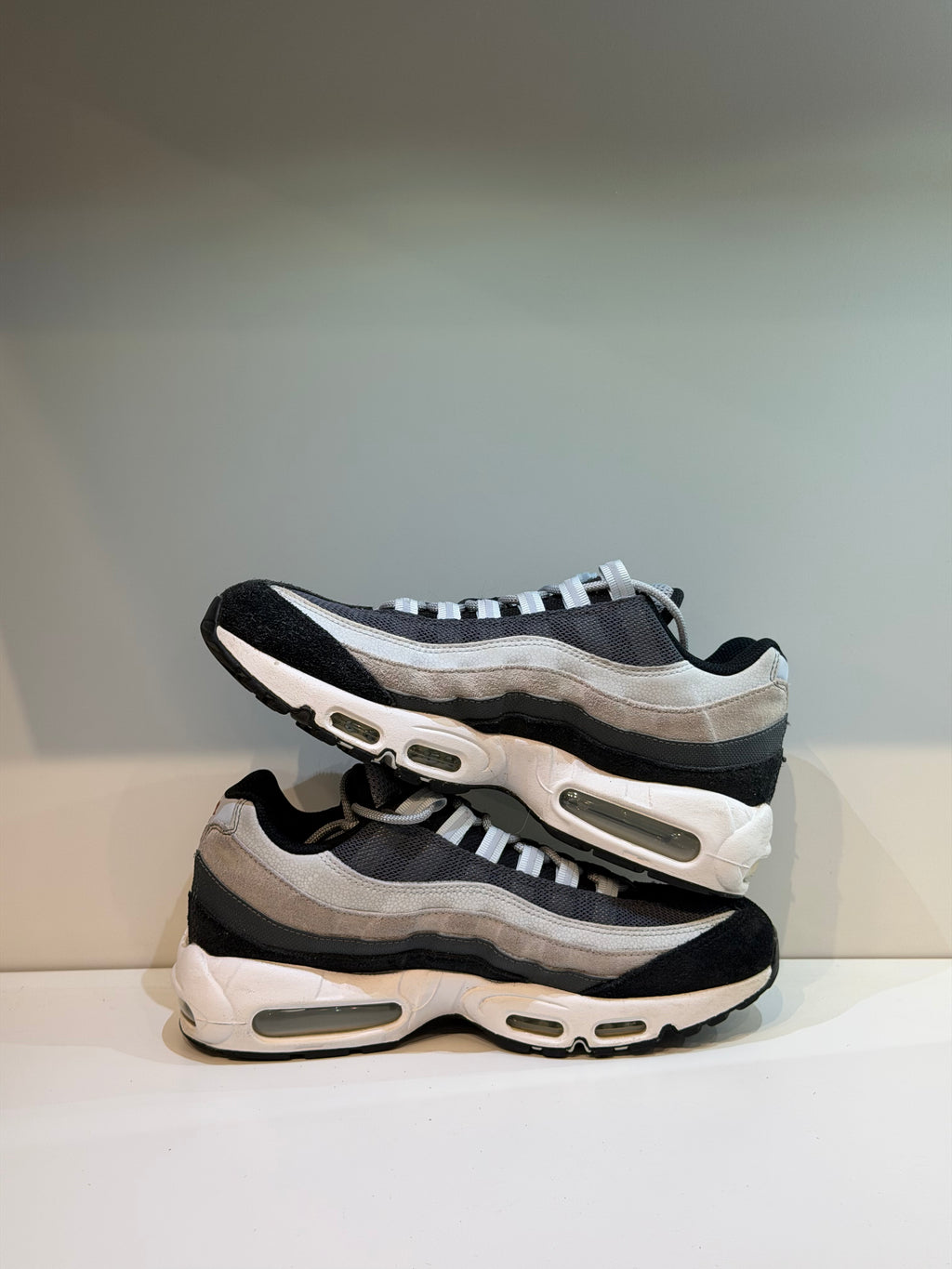 Nike Air Max 95 Wolf Grey Rugged Orange — T. 41 (Seconde main) — photo 2