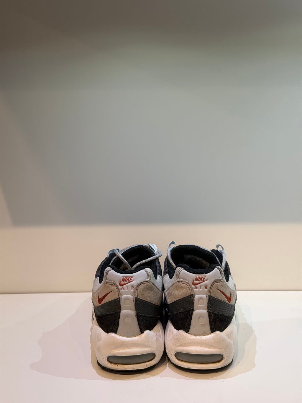 Nike Air Max 95 Wolf Grey Rugged Orange — T. 41 (Seconde main) — photo 4
