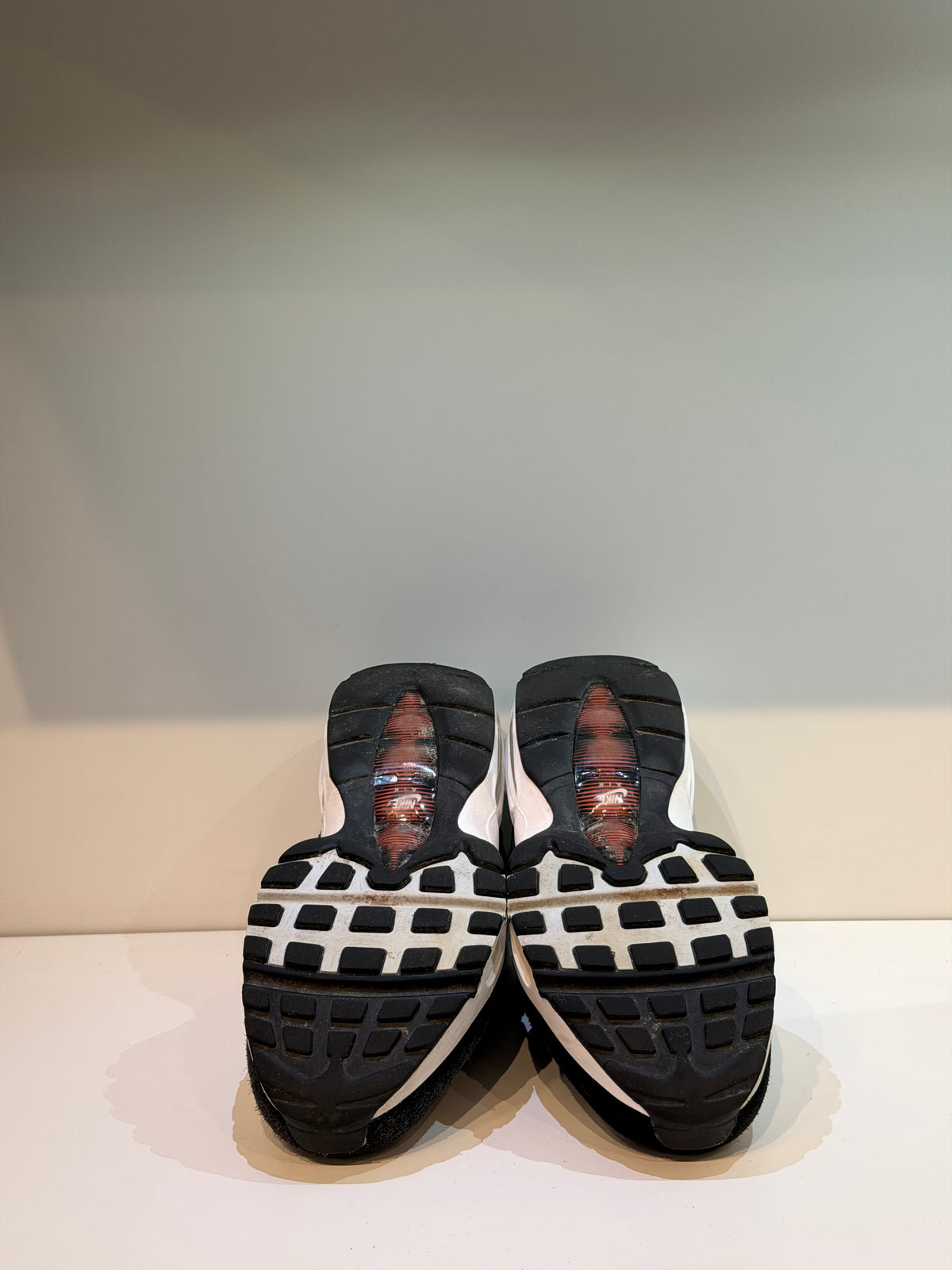 Nike Air Max 95 Wolf Grey Rugged Orange — T. 41 (Seconde main) — photo 5