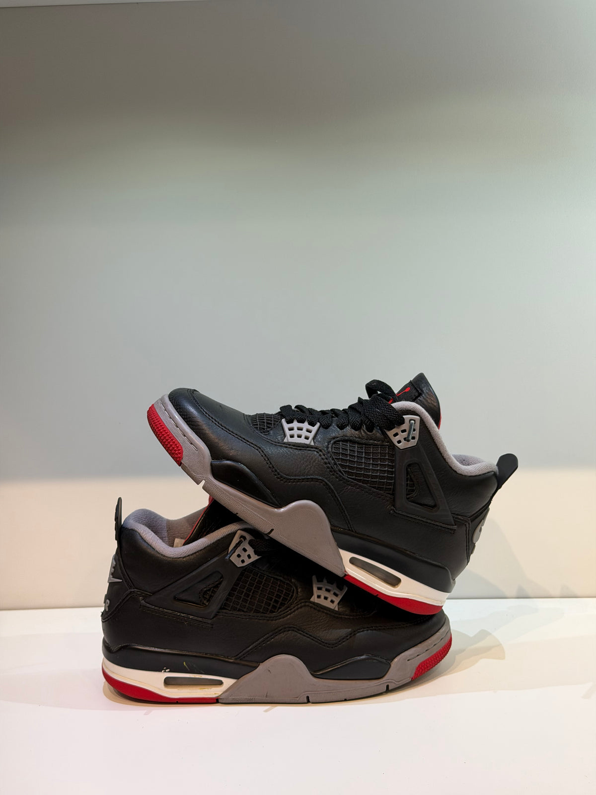 Jordan 4 Retro Bred Reimagined — T. 37,5 (Seconde main) — photo 1