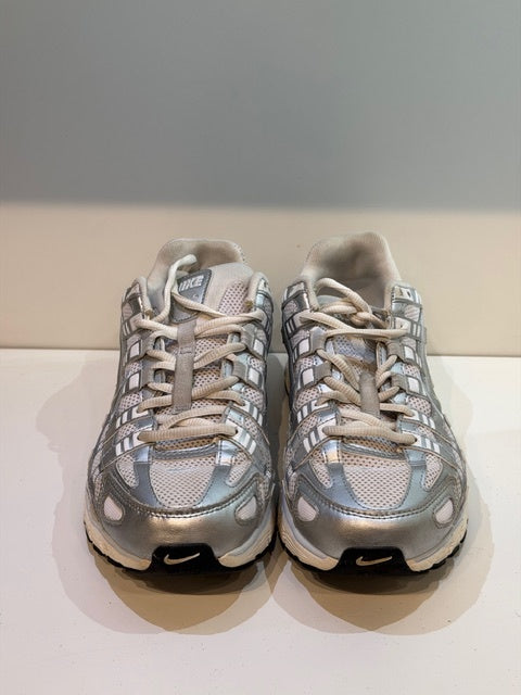 Nike P-6000 White Blue Tint Sail Metallic Silver (Femme) — T. 41 (Seconde main) — photo 3