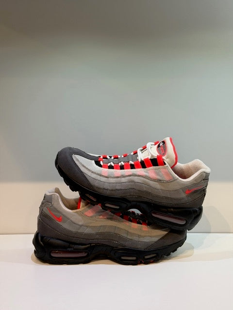 Nike Air Max 95 OG Solar Red (2018) — T. 42,5 (Seconde main) — photo 1