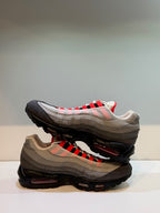Nike Air Max 95 OG Solar Red (2018) — T. 42,5 (Seconde main) — photo 2
