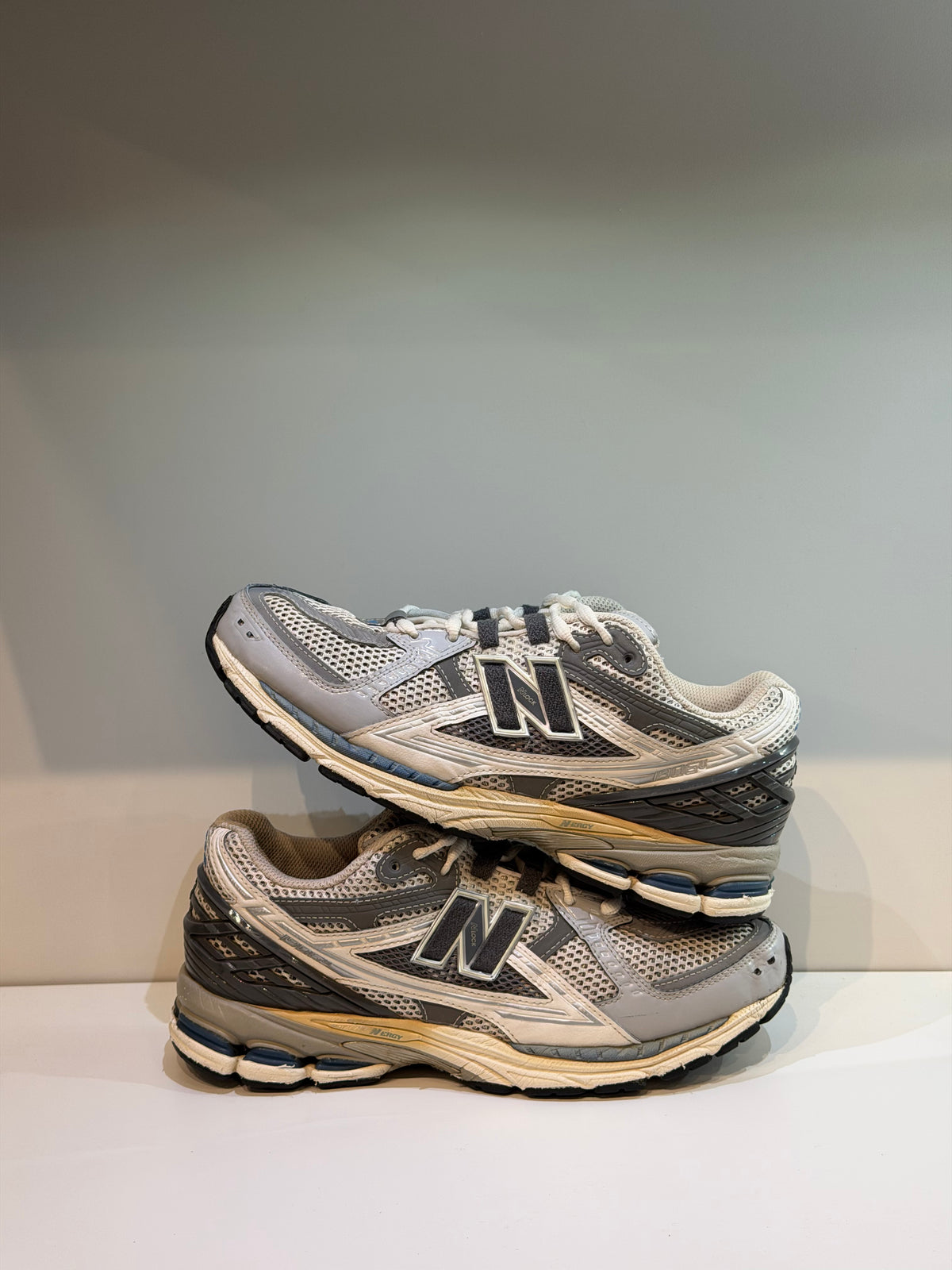 New Balance 1906U Raincloud Magnet — T. 42 (Seconde main) — photo 1