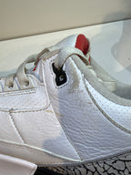 Jordan 3 Retro White Cement '88 Dunk Contest (2013) — T. 41 (Seconde main) — photo 6, défaut 1