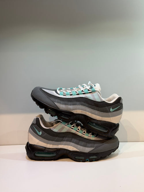 Nike Air Max 95 Hyper Turquoise — T. 43 (Seconde main) — photo 1