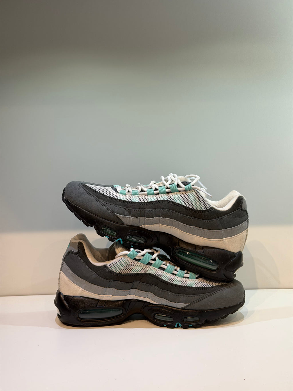 Nike Air Max 95 Hyper Turquoise — T. 43 (Seconde main) — photo 2