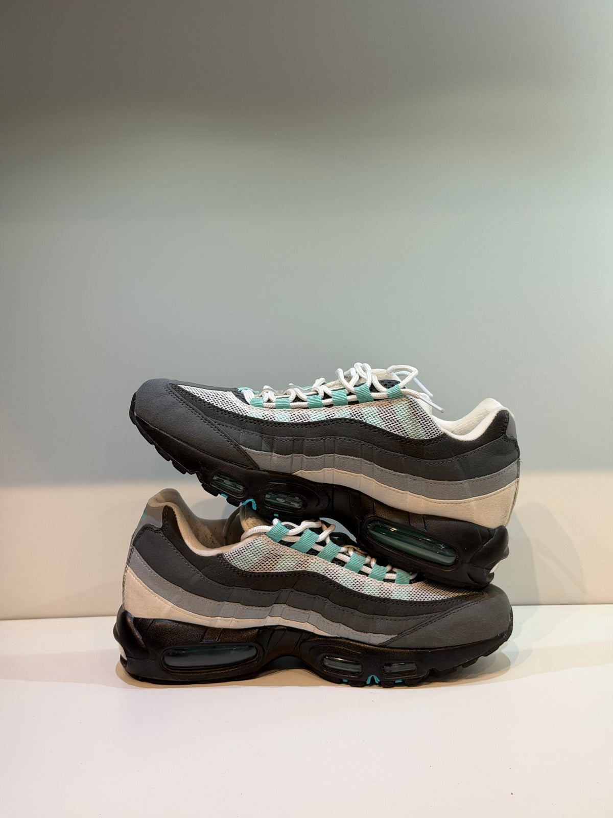 Nike Air Max 95 Hyper Turquoise — T. 43 (Seconde main) — photo 2