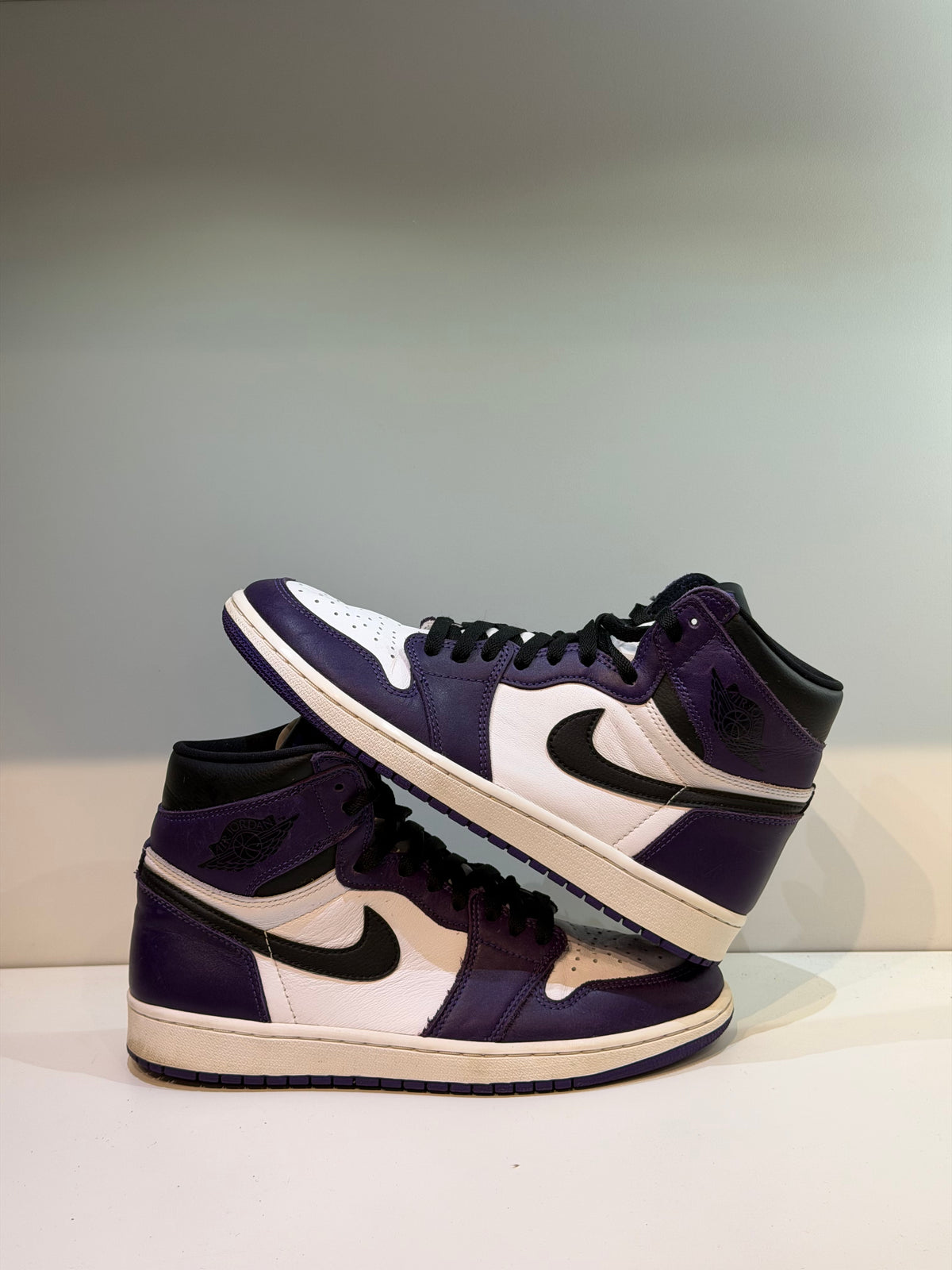 Jordan 1 Retro High Court Purple White — T. 42,5 (Seconde main) — photo 1