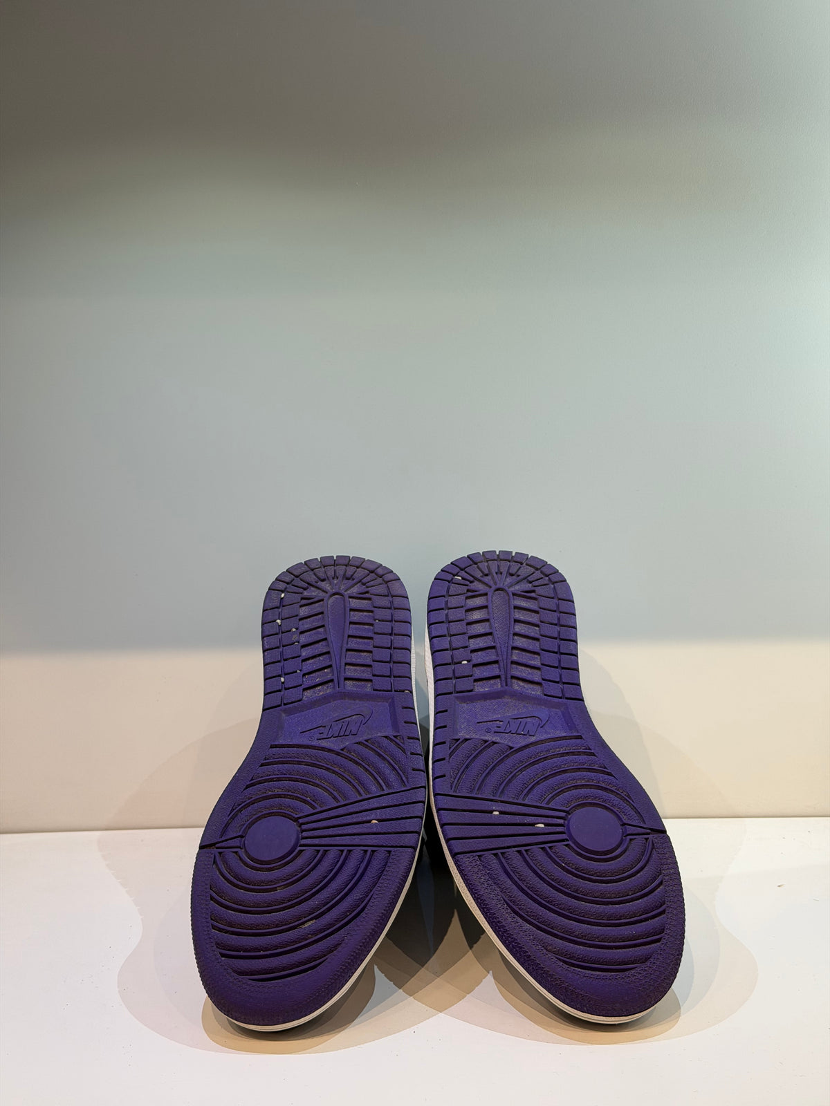 Jordan 1 Retro High Court Purple White — T. 42,5 (Seconde main) — photo 5