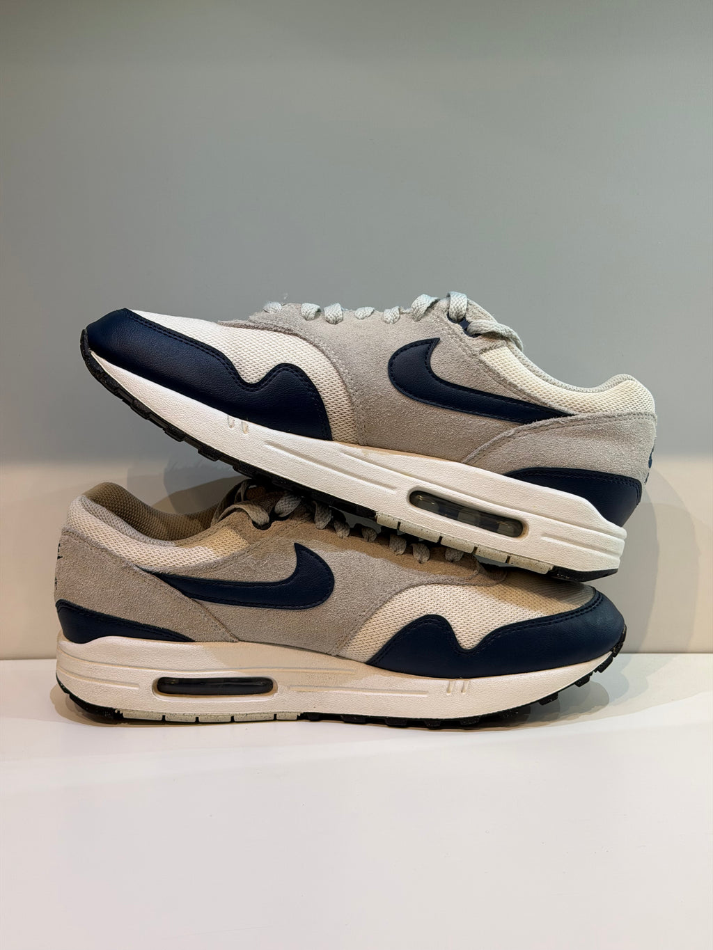 Nike Air Max 1 Essential Summit White Armory Navy — T. 43 (Seconde main) — photo 2